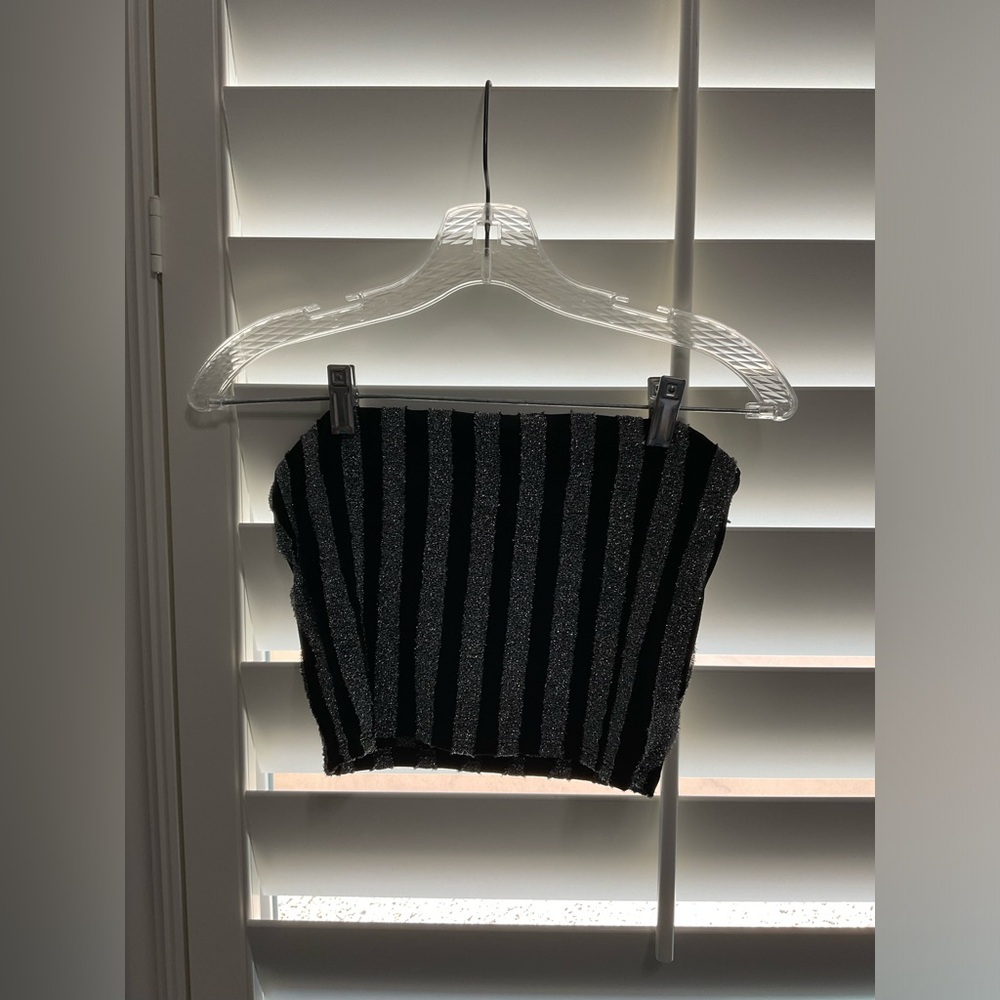 Black and silver sparkly tube top🪩